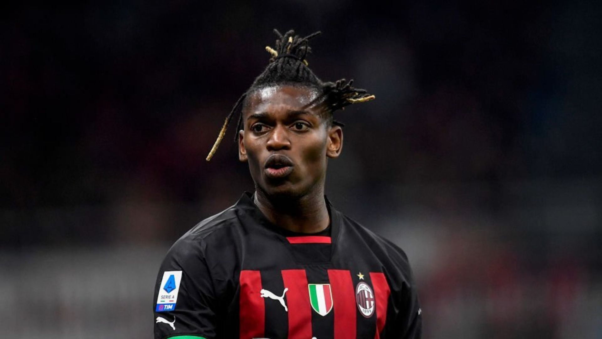 Rafael Leão's entourage relates him to Barcelona and Real Madrid