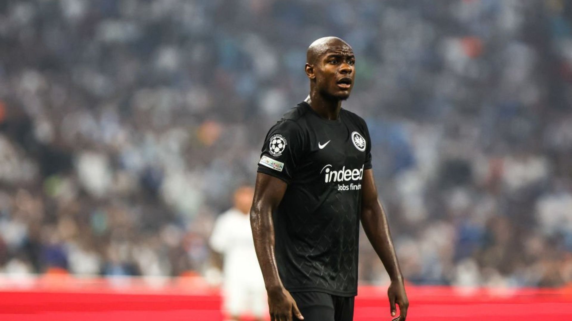 Evan Ndicka during Frankfurt's game