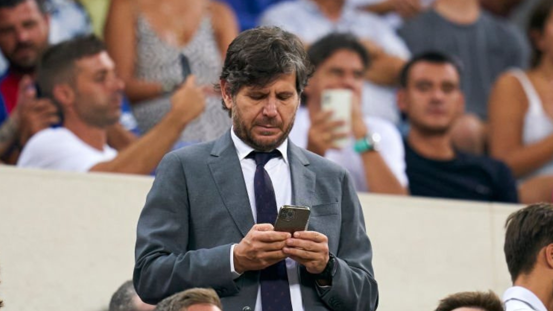 Barcelona sporting director Mateu Alemany during a match