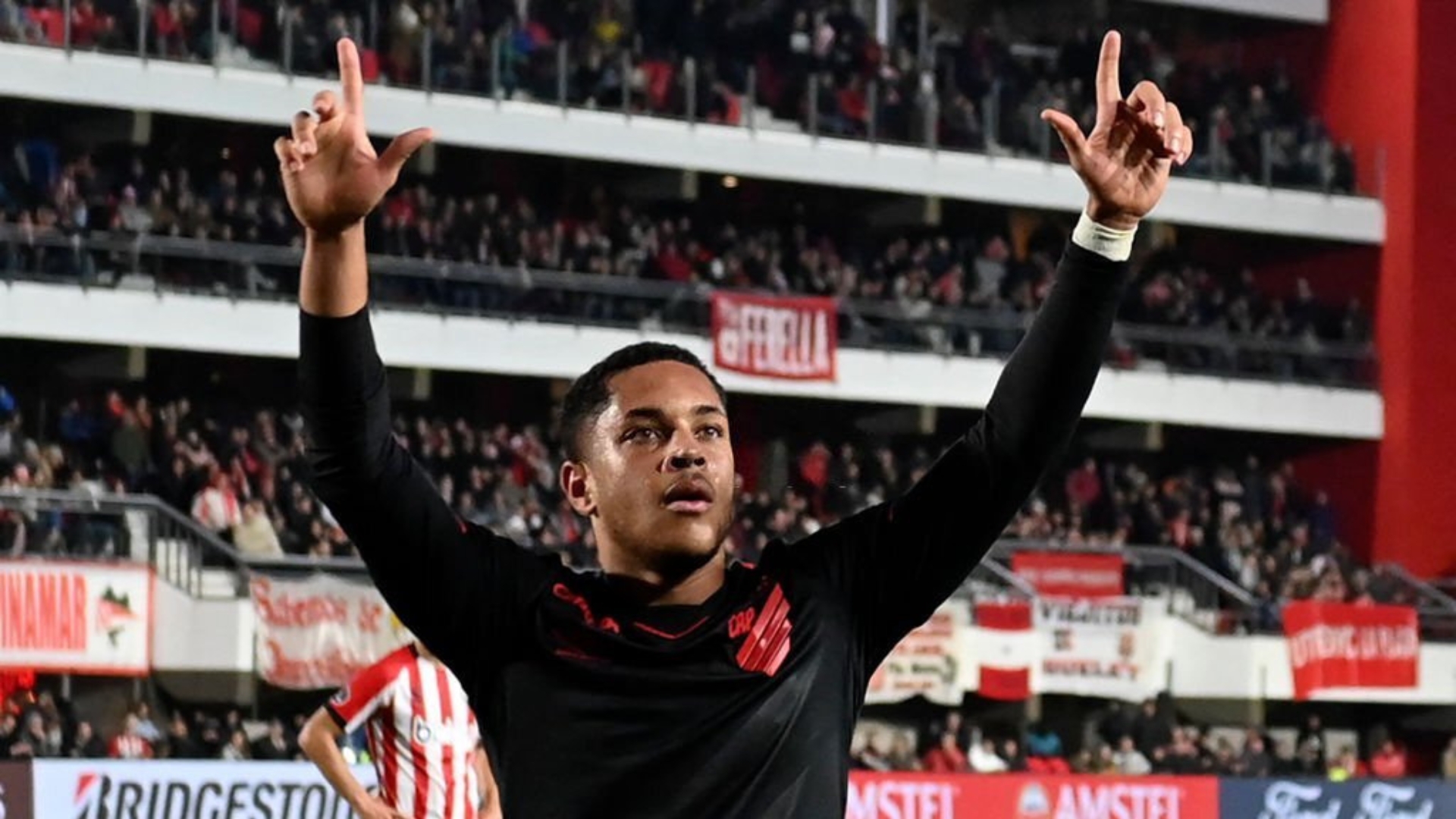 Barcelona target Vitor Roque