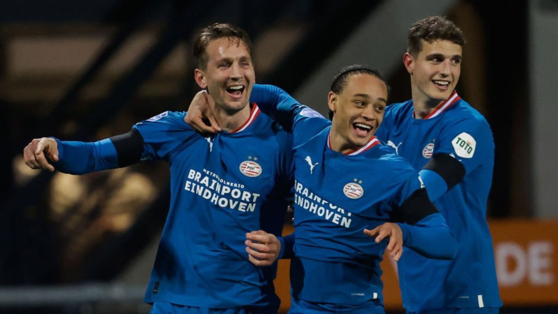 Barcelona target Xavi Simons