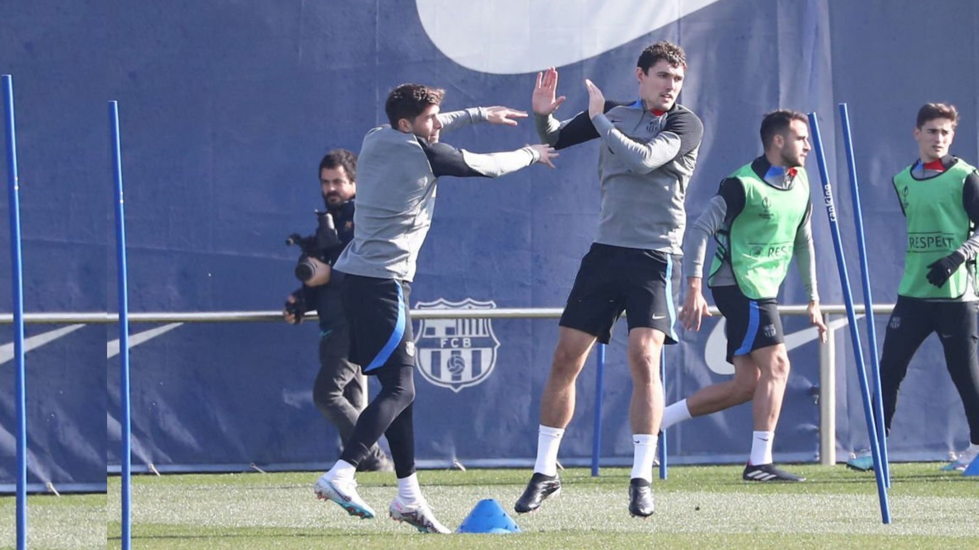 Barcelona players training