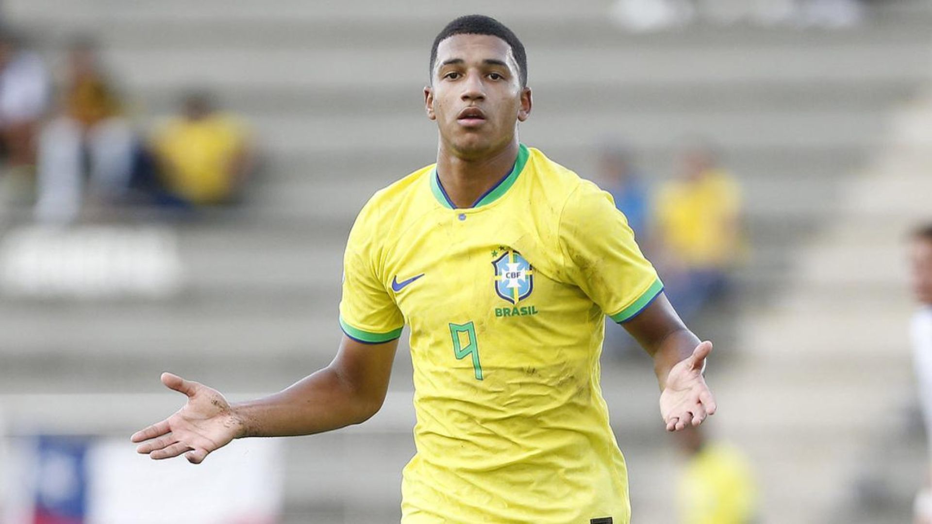 Barcelona target Kaua Elias