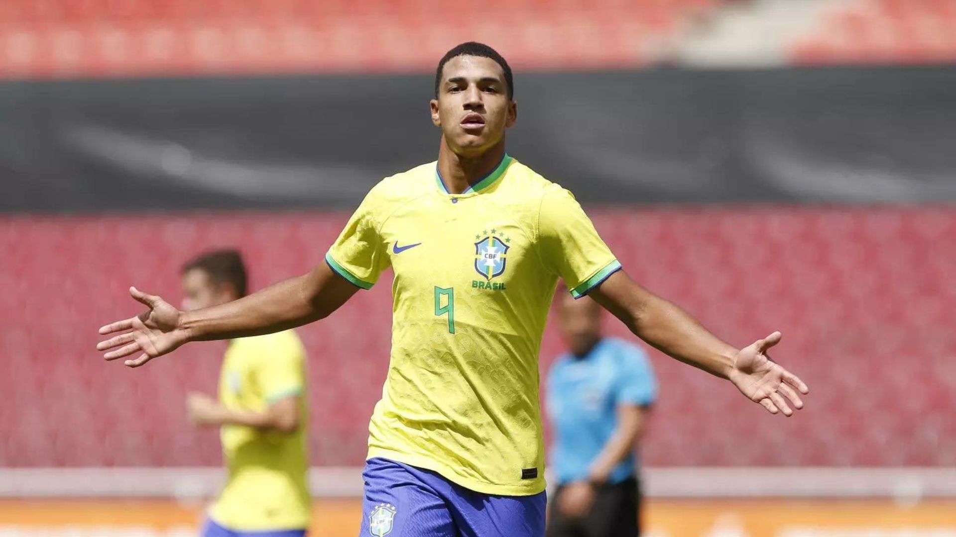 Barcelona target Kaua Elias