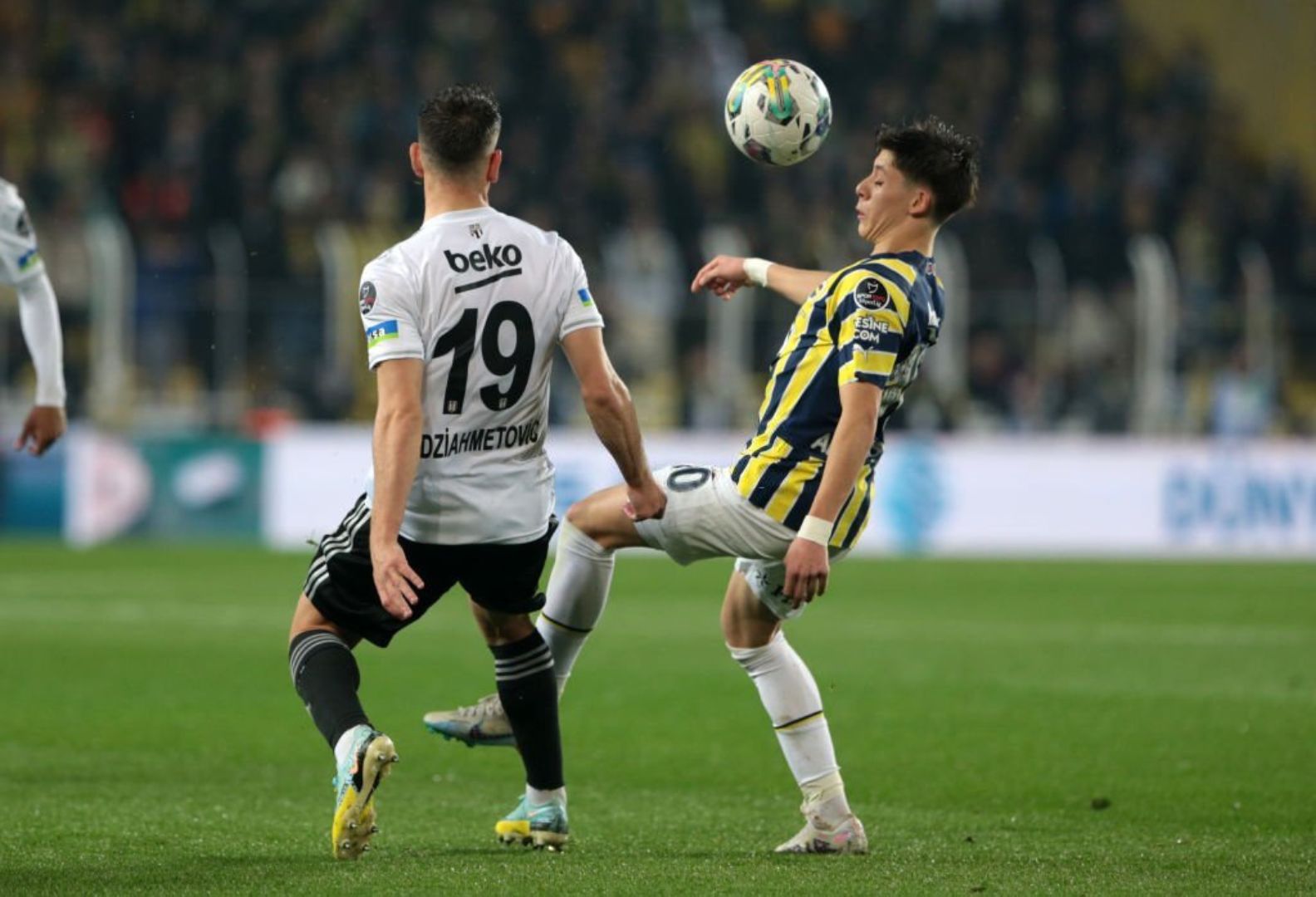 Barcelona target Arda Güler