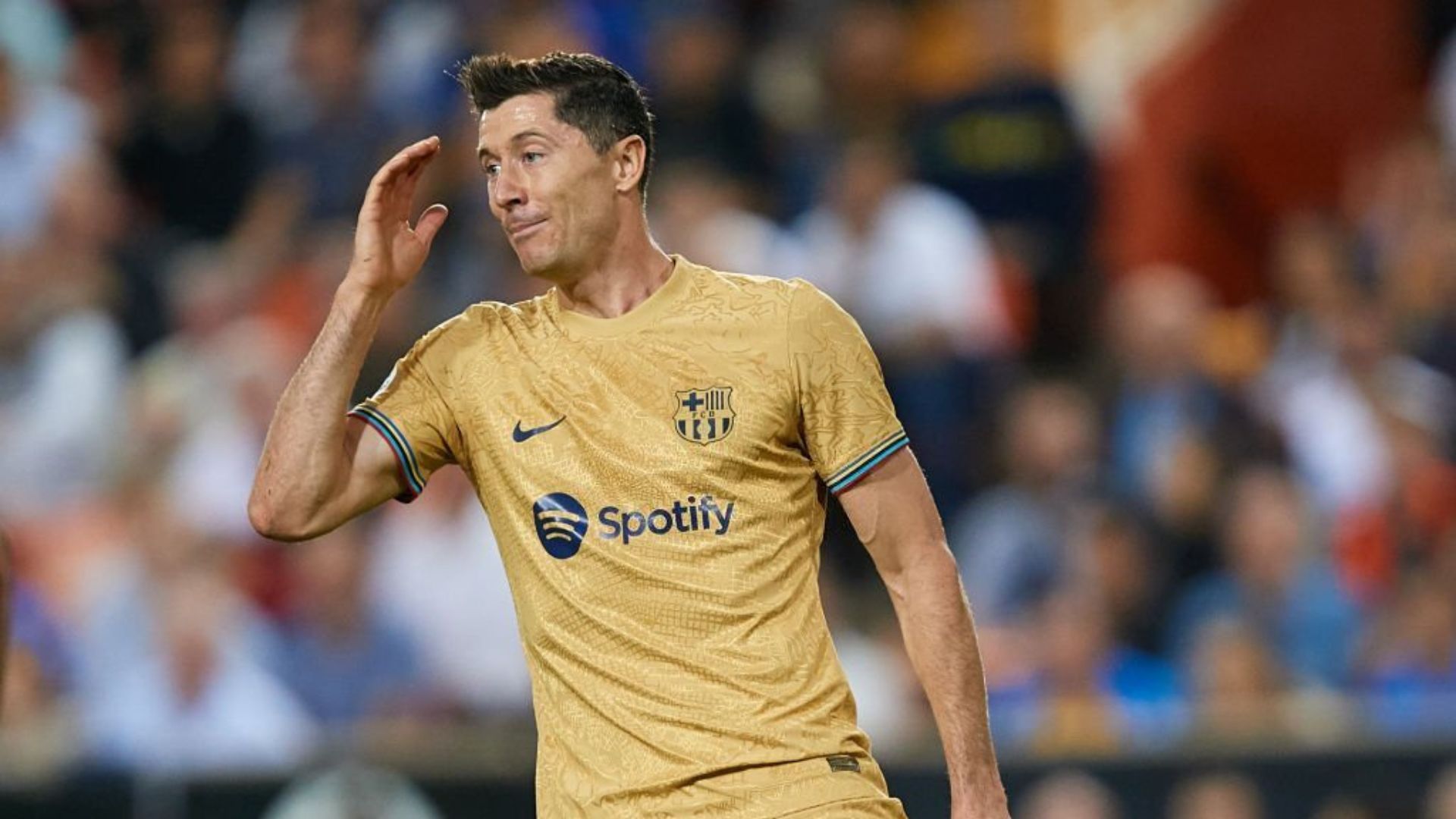 Barcelona forward Lewandowski