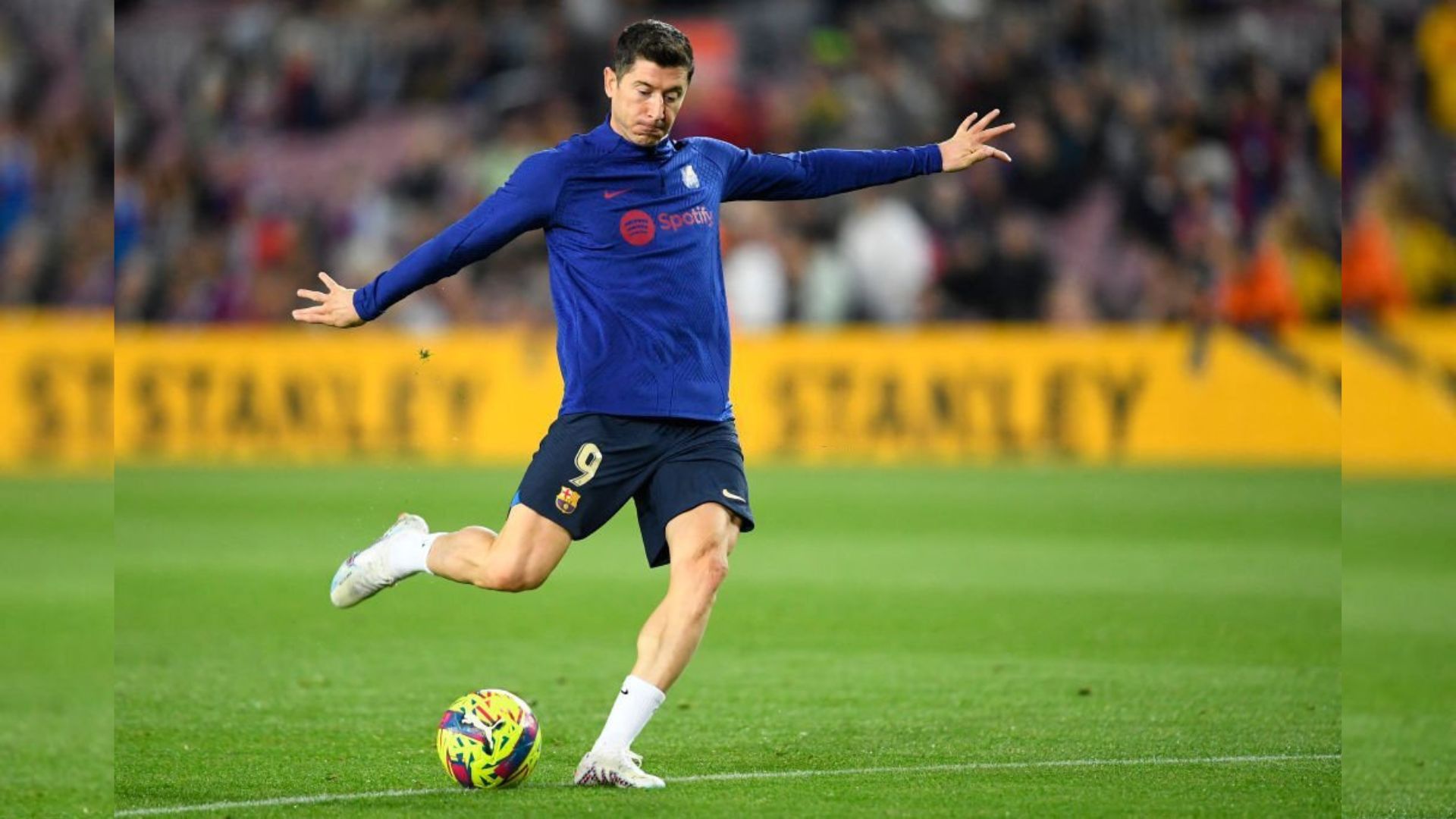 Official Barcelona line up against Getafe CF