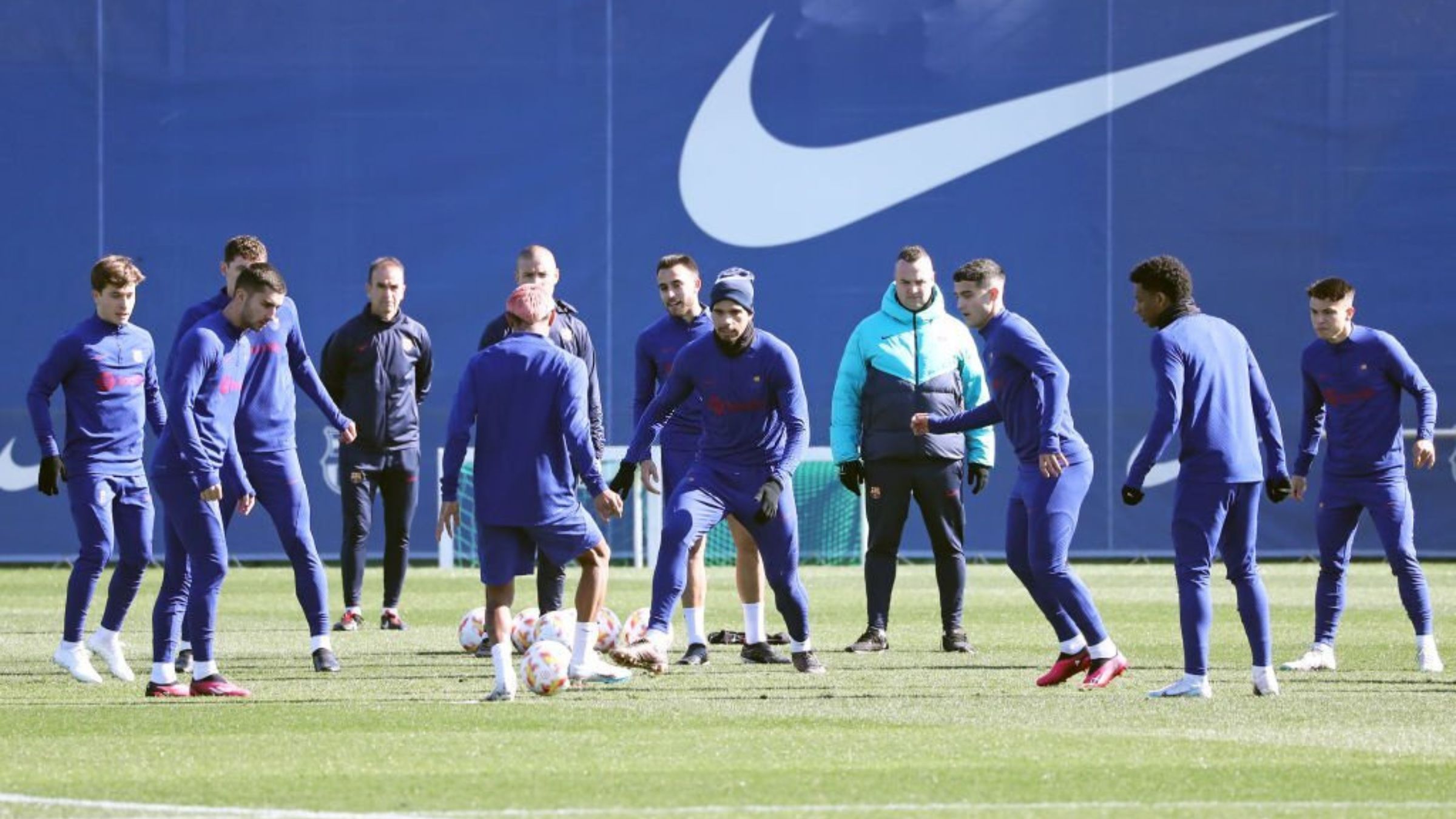 Barcelona players training