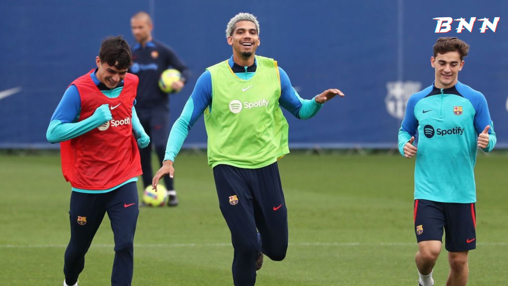 Barcelona players Pedri, Araujo and Gavi