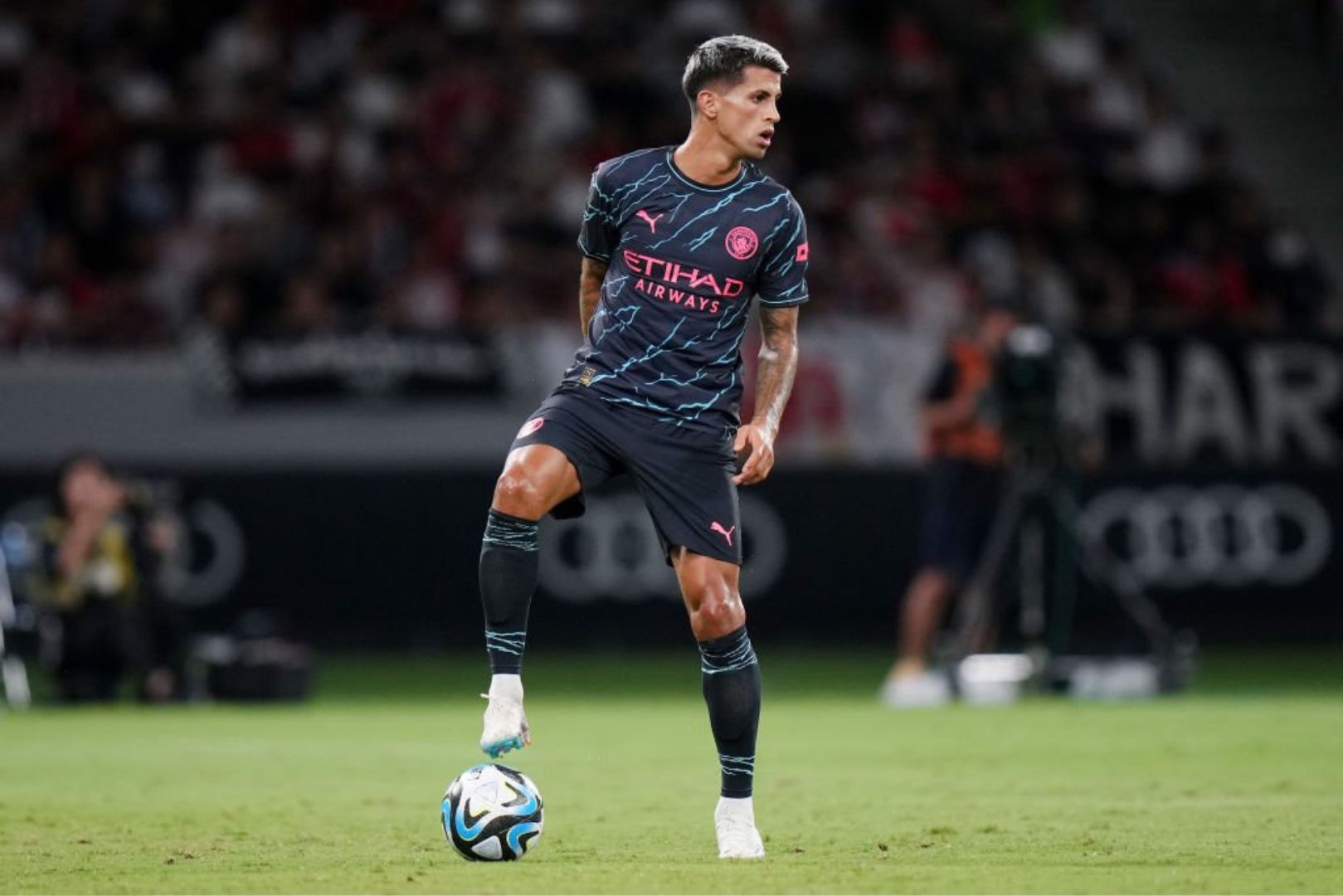 Barcelona right back target Joao Cancelo