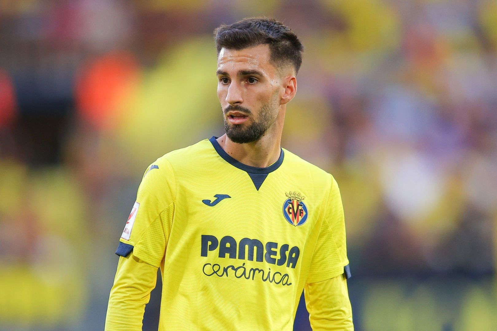Barcelona target Alex Baena