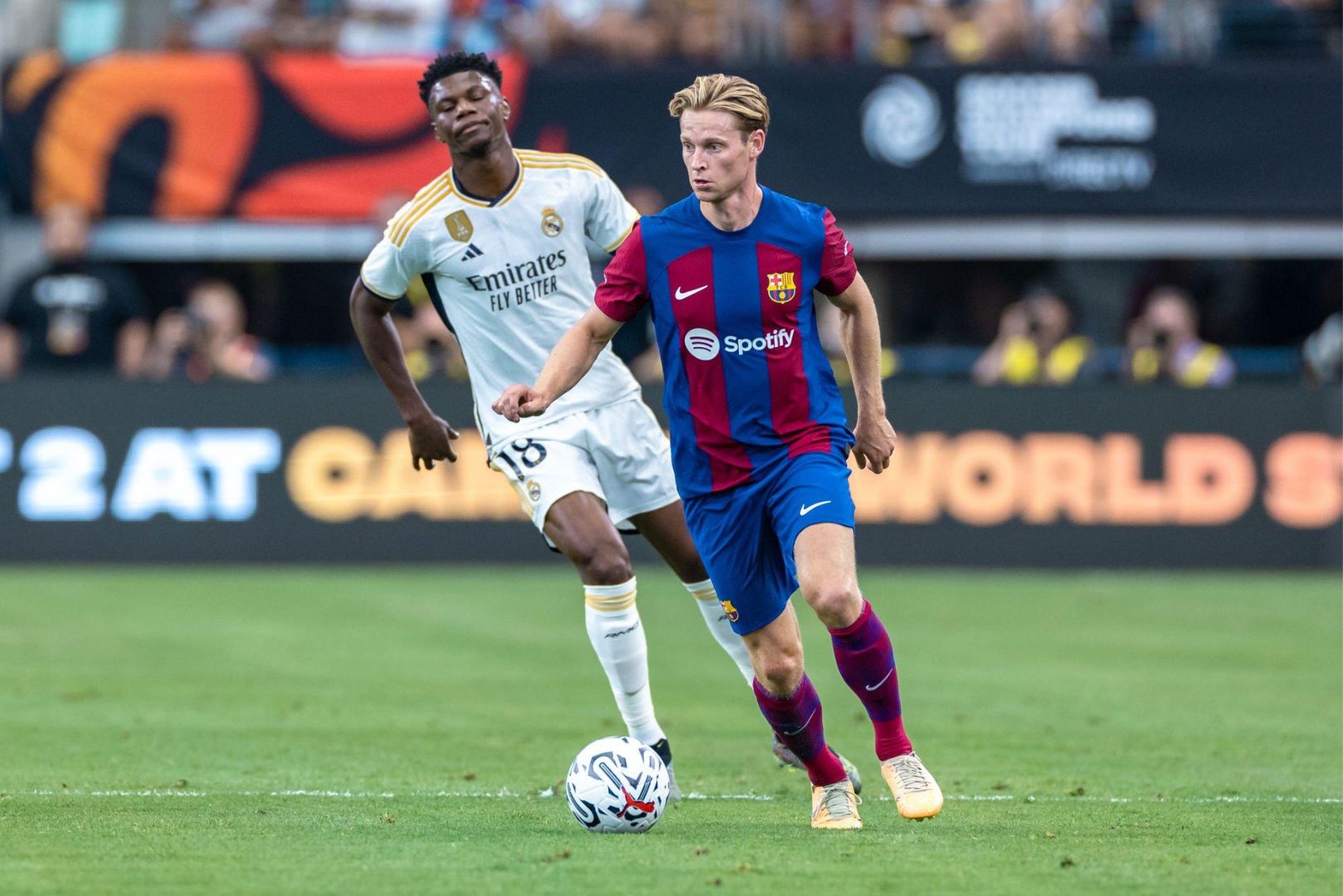 Barcelona midfielder Frenkie de Jong