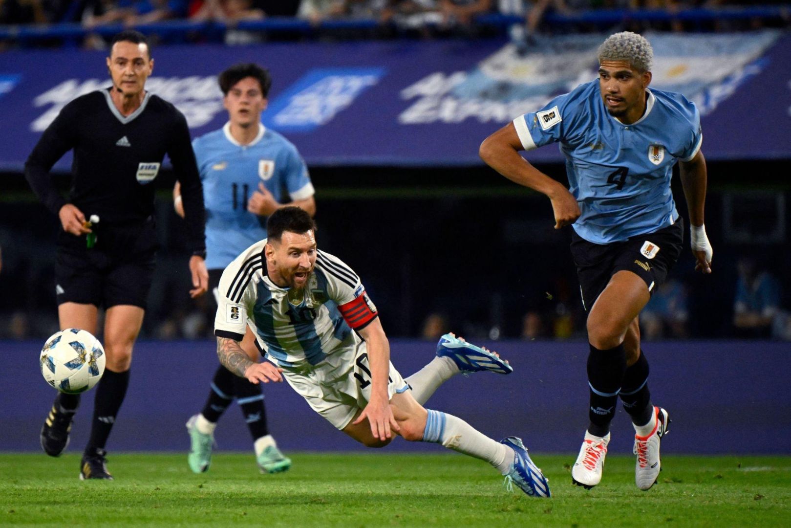 Barcelona defender Ronald Araujo on international duty with Uruguay NT