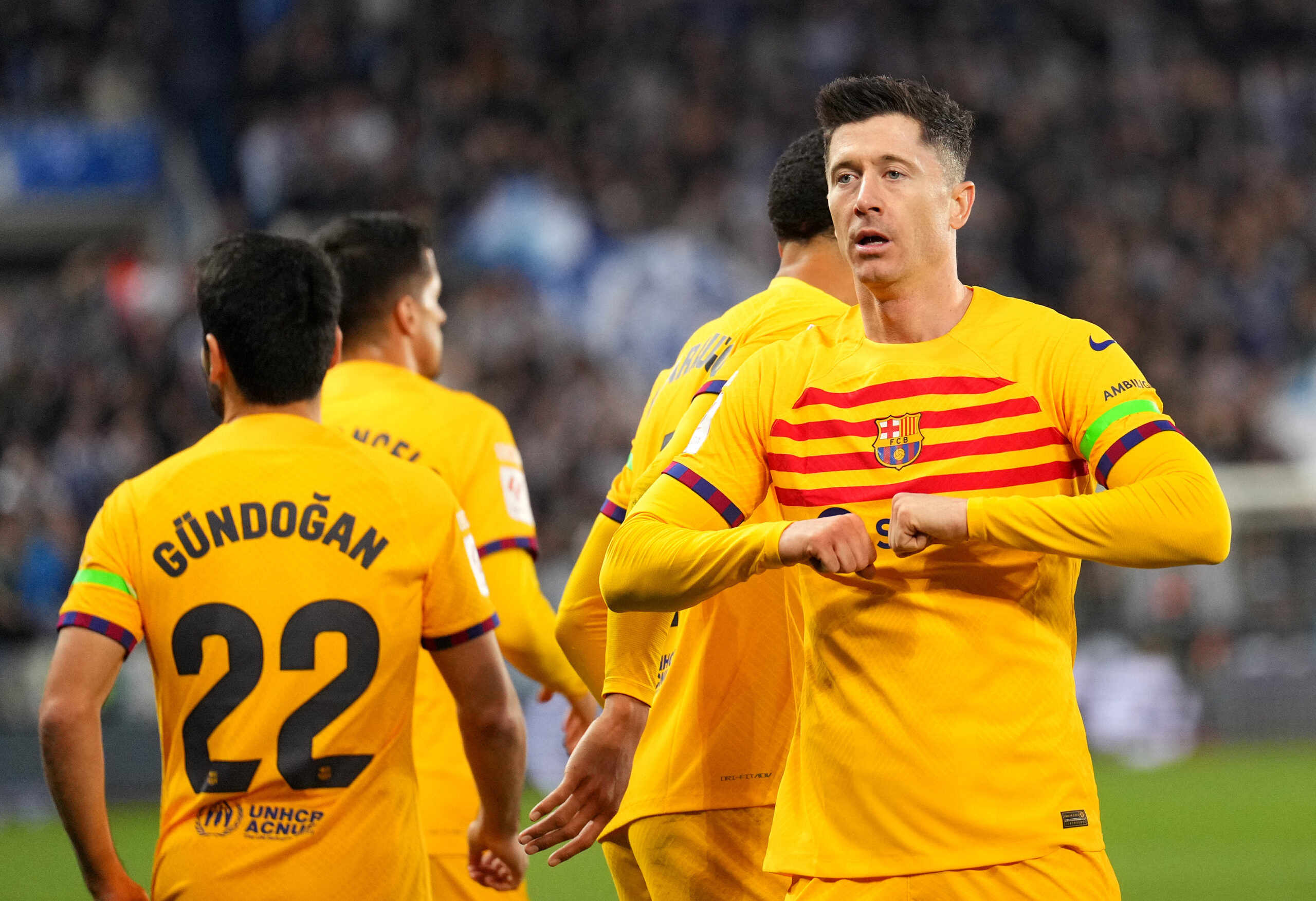 VITORIA-GASTEIZ, SPAIN - FEBRUARY 03: Robert Lewandowski of FC Barcelona celebrates scoring his team's first goal during the LaLiga EA Sports match between Deportivo Alaves and FC Barcelona at Estadio de Mendizorroza on February 03, 2024 in Vitoria-Gasteiz, Spain.