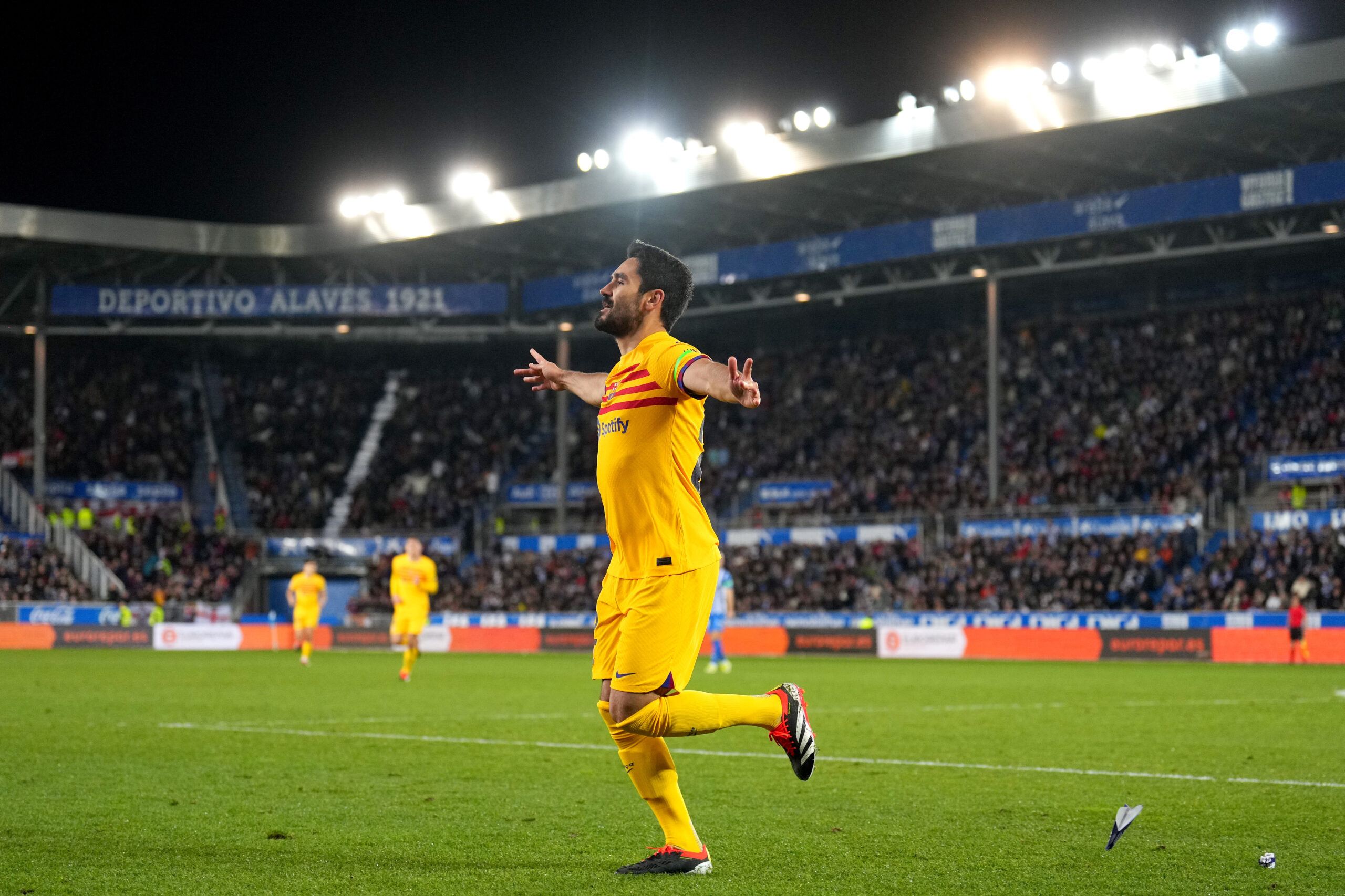 VITORIA-GASTEIZ, SPAIN - FEBRUARY 03: Ilkay Gundogan of FC Barcelona celebrates scoring his team's second goal during the LaLiga EA Sports match between Deportivo Alaves and FC Barcelona at Estadio de Mendizorroza on February 03, 2024 in Vitoria-Gasteiz, Spain.