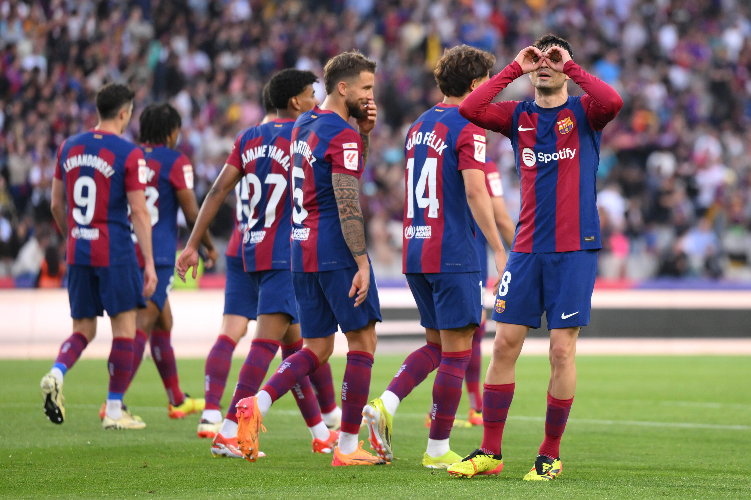 BARCELONA, SPAIN - MAY 19: Pedri of FC Barcelona celebrates after scoring his team's second goal during the LaLiga EA Sports match between FC Barcelona and Rayo Vallecano at Estadi Olimpic Lluis Companys on May 19, 2024 in Barcelona, Spain.