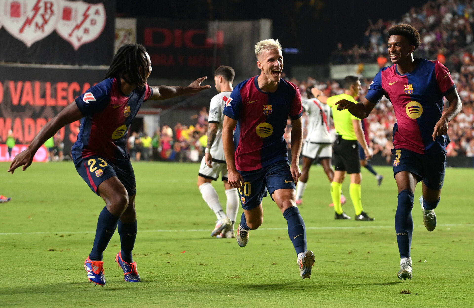 At the moment' €40m Barcelona defensive star makes Real Madrid