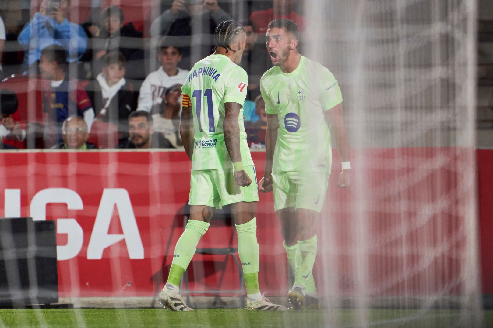 MALLORCA, SPAIN - DECEMBER 03: Ferran Torres of FC Barcelona celebrates scoring his team´s first goal with teammates during the LaLiga match between RCD Mallorca and FC Barcelona at Estadi de Son Moix on December 03, 2024 in Mallorca, Spain.