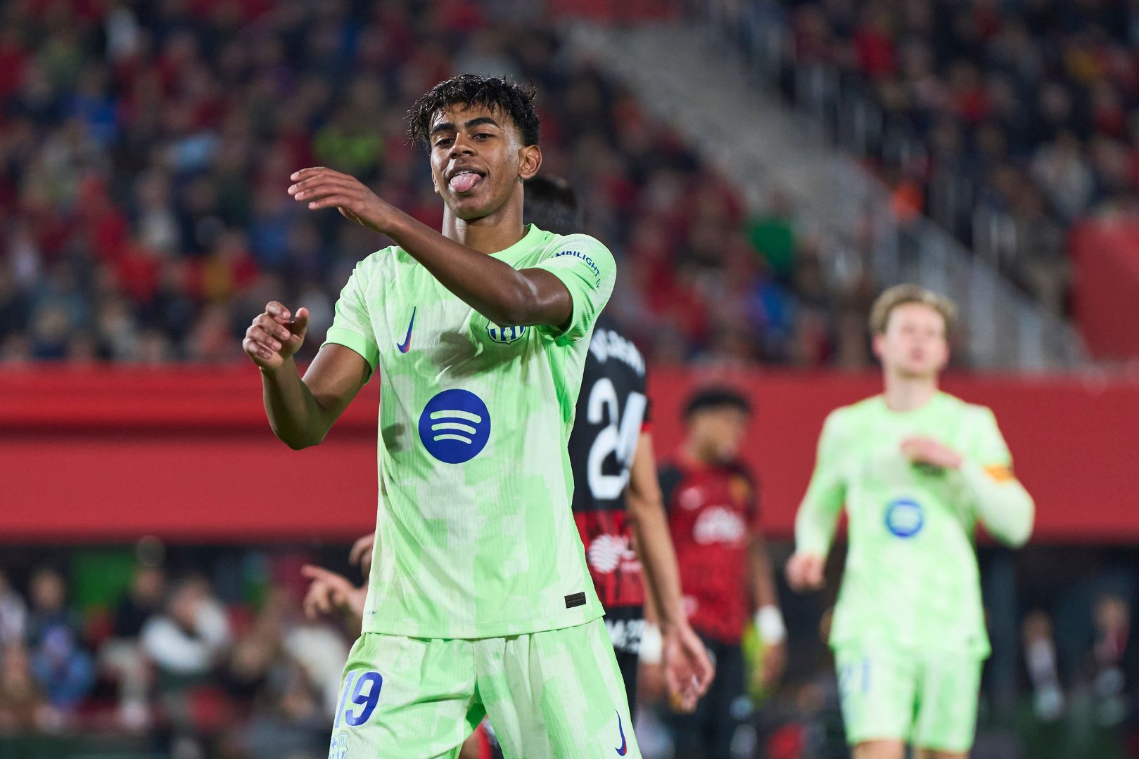 MALLORCA, SPAIN - DECEMBER 03: Lamine Yamal of FC Barcelona gestures during the LaLiga match between RCD Mallorca and FC Barcelona at Estadi de Son Moix on December 03, 2024 in Mallorca, Spain.