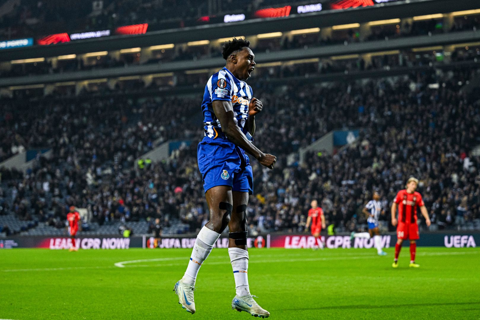PORTO, PORTUGAL - DECEMBER 12: Samu Aghehowa of FC Porto celebrates his team second goal during the UEFA Europa League 2024/25 League Phase MD6 match between FC Porto and FC Midtjylland at Estadio do Dragao on December 12, 2024 in Porto, Portugal.