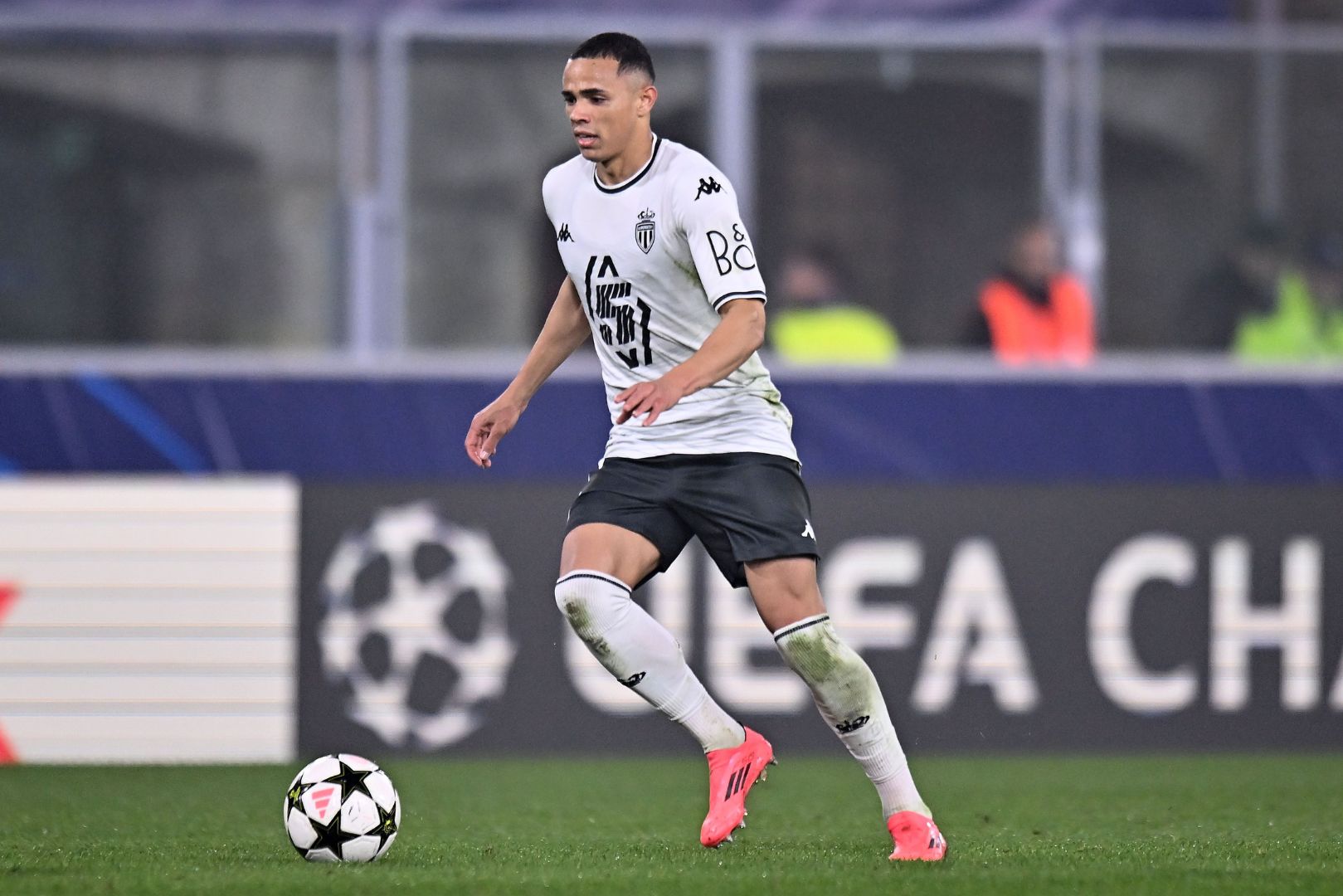 BOLOGNA, ITALY - NOVEMBER 05: Vanderson of AS Monaco in action during the UEFA Champions League 2024/25 League Phase MD4 match between Bologna FC 1909 and AS Monaco at Stadio Renato Dall'Ara on November 05, 2024 in Bologna, Italy.