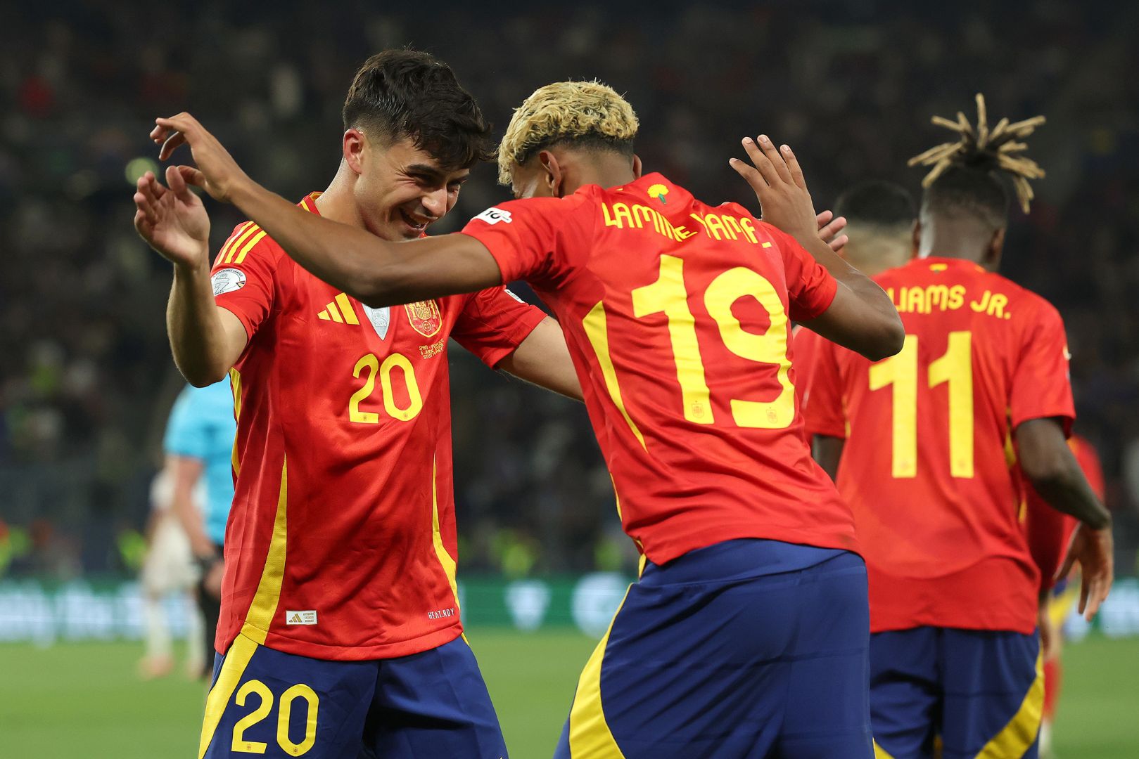 STUTTGART, GERMANY - JUNE 05: Pedri of Spain celebrates scoring his team's fourth goal with team mate Lamine Yamal during the UEFA Nations League 2025 semifinal match between Spain and France at Stuttgart Arena on June 05, 2025 in Stuttgart, Germany.