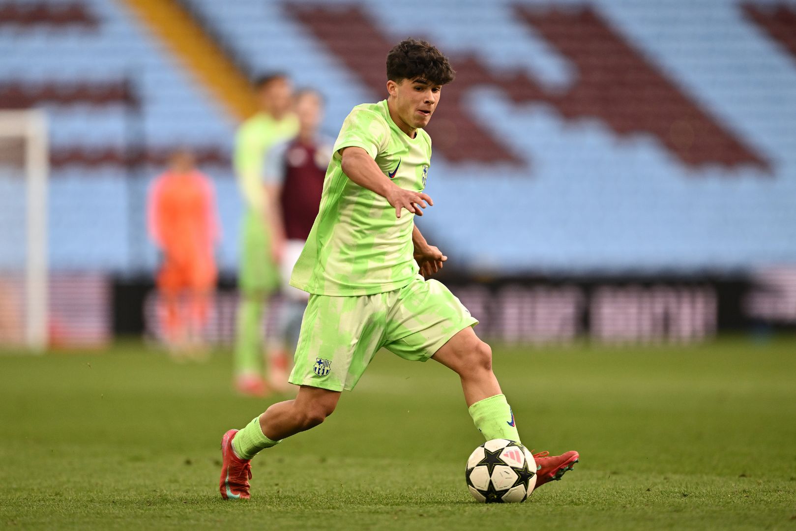 BIRMINGHAM, ENGLAND - MARCH 04: Jan Virgili of FC Barcelona during the UEFA Youth League Round of 16 match between Aston Villa and FC Barcelona at Villa Park on March 04, 2025 in Birmingham, England.