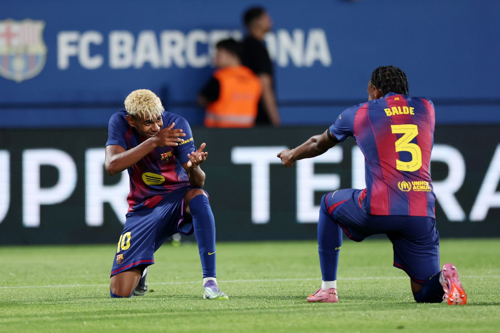 BARCELONA, SPAIN - AUGUST 10: Lamine Yamal of FC Barcelona celebrates scoring his team's fifth goal with teammate Alejandro Balde during the Joan Gamper Trophy match between FC Barcelona and Como1907 at Estadi Johan Cruyff on August 10, 2025 in Barcelona, Spain.