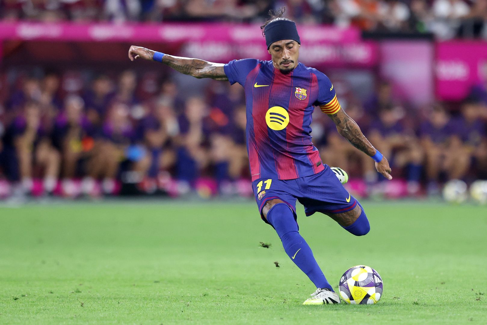 KOBE, JAPAN - JULY 27: FC Barcelona's Raphinha takes a free kick during the preseason friendly between Vissel Kobe and FC Barcelona at Noevir Stadium Kobe on July 27, 2025 in Kobe, Hyogo, Japan.