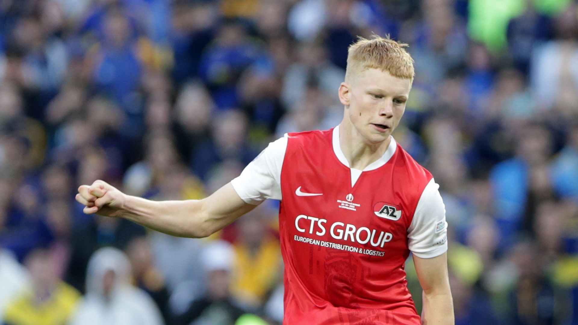 BUENOS AIRES, ARGENTINA - SEPTEMBER 9: Kees Smit of Az Alkmaar fails in the penalty shoot out during a match between Boca Juniors and AZ Alkmaar as part of U20 InterContinental Cup 2023 at Estadio Alberto J. Armando on September 9, 2023 in Buenos Aires, Argentina.