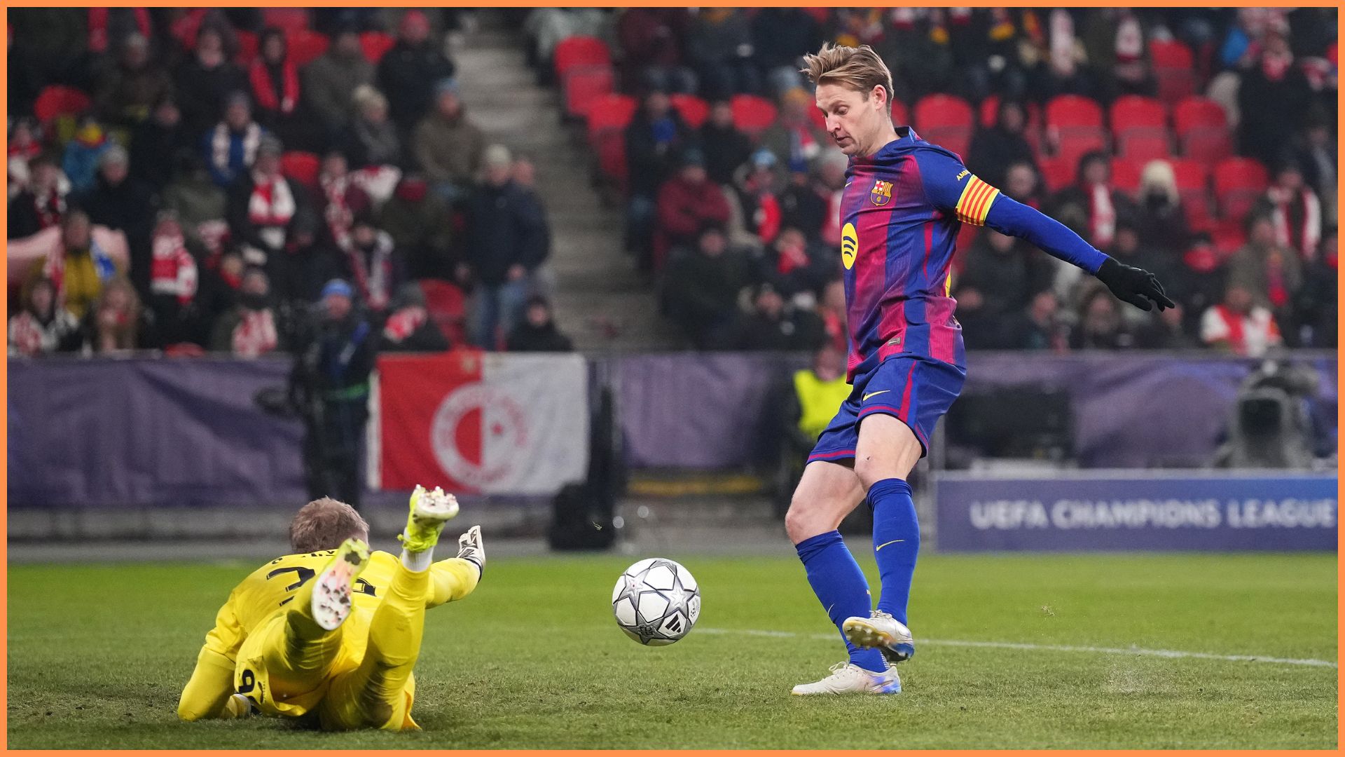 PRAGUE, CZECH REPUBLIC - JANUARY 21: Frenkie de Jong of FC Barcelona scores a goal which is later ruled out for offside following a VAR review during the UEFA Champions League 2025/26 League Phase MD7 match between SK Slavia Praha and FC Barcelona at Eden Arena on January 21, 2026 in Prague, Czech Republic.