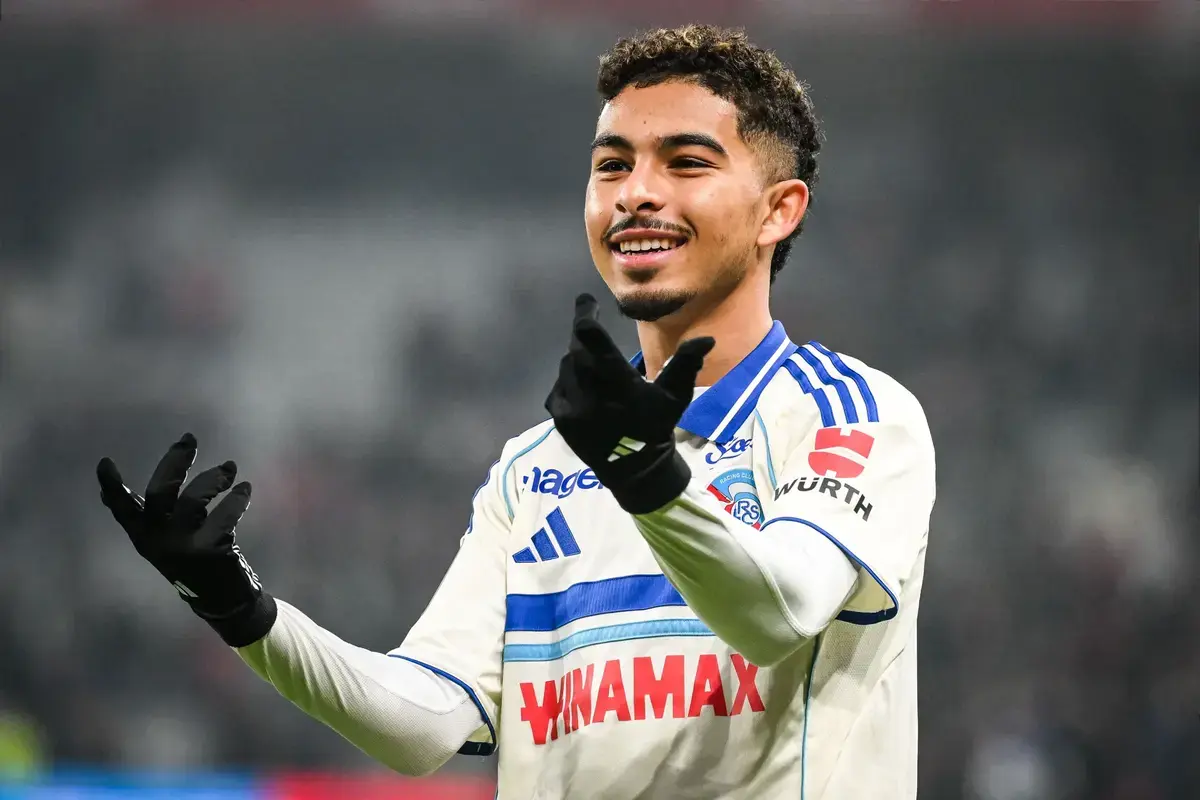 January 25, 2026, Villeneuve-D'ascq, France, France: Gessime YASSINE of Strasbourg during the Ligue 1 match between Lille OSC (LOSC) and Racing Club de Strasbourg at Pierre Mauroy Stadium on January 25, 2026 in Villeneuve-d'ascq near Lille, France.