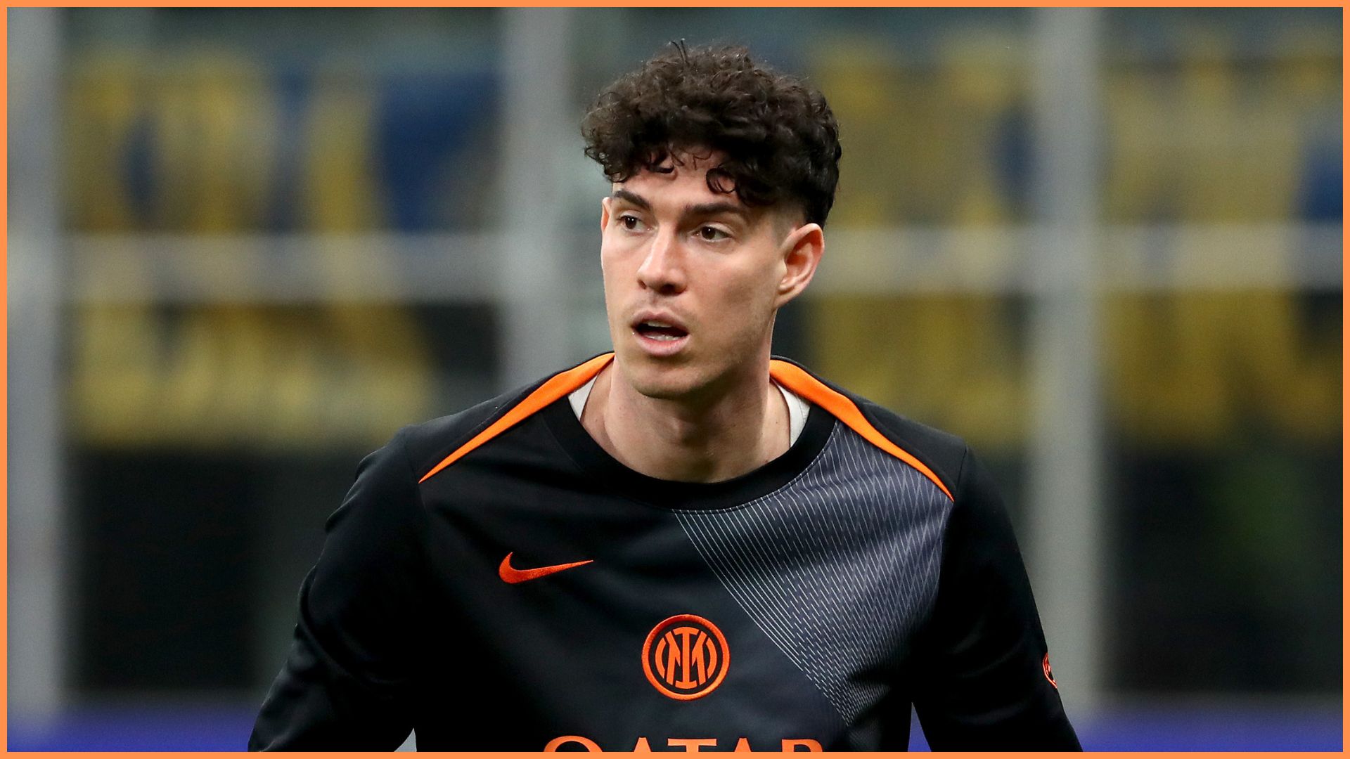 MILAN, ITALY - FEBRUARY 24: Alessandro Bastoni of FC Internazionale Milano warms up prior to the UEFA Champions League 2025/26 League Knockout Play-off Second Leg match between FC Internazionale Milano and FK Bodo/Glimt at Stadio San Siro on February 24, 2026 in Milan, Italy.