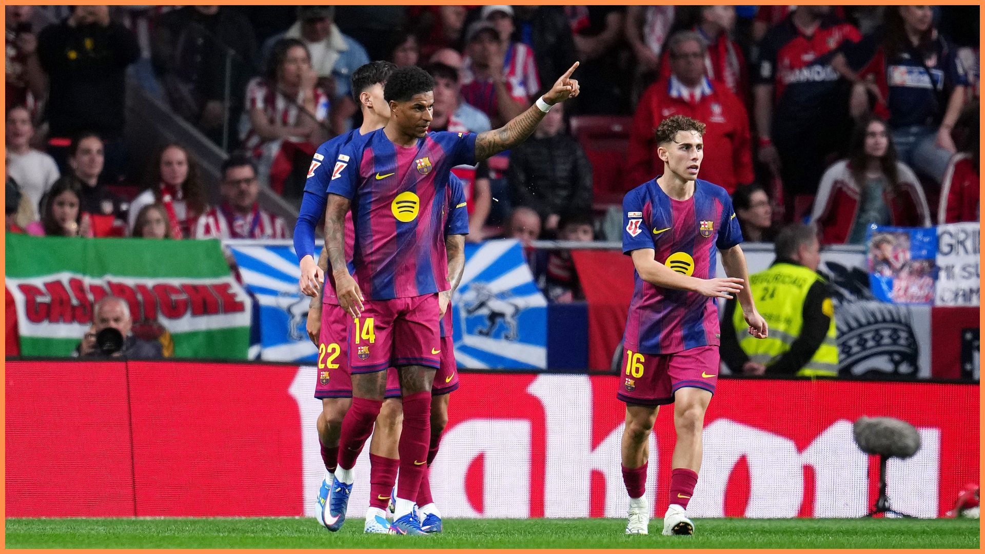 MADRID, SPAIN - APRIL 04: Marcus Rashford of FC Barcelona celebrates scoring his team's first goal during the LaLiga EA Sports match between Atletico de Madrid and FC Barcelona at Riyadh Air Metropolitano on April 04, 2026 in Madrid, Spain.