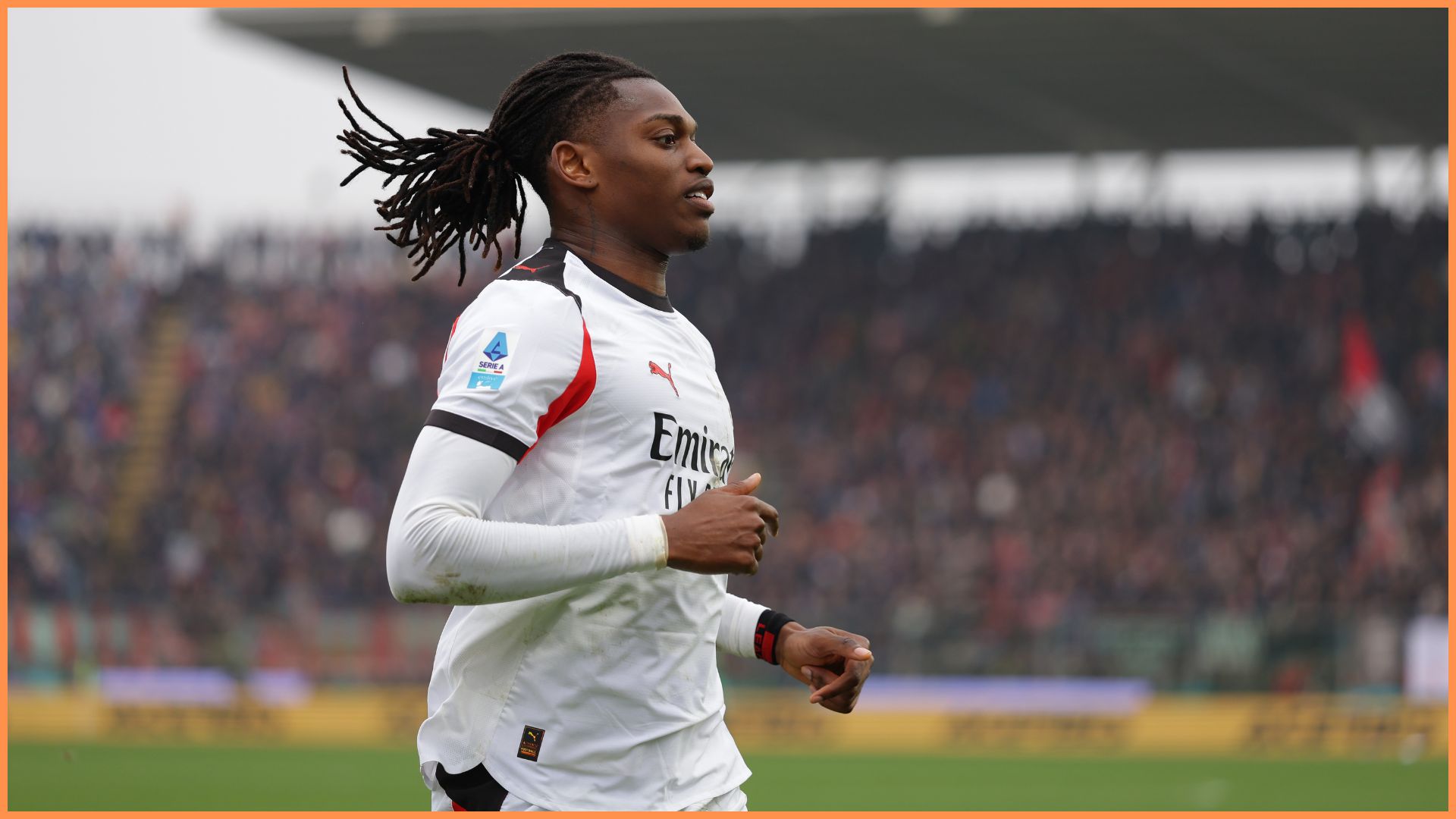 CREMONA, ITALY - MARCH 01: Rafael Leao of AC Milan looks on during the Serie A match between US Cremonese and AC Milan at Stadio Giovanni Zini on March 01, 2026 in Cremona, Italy.