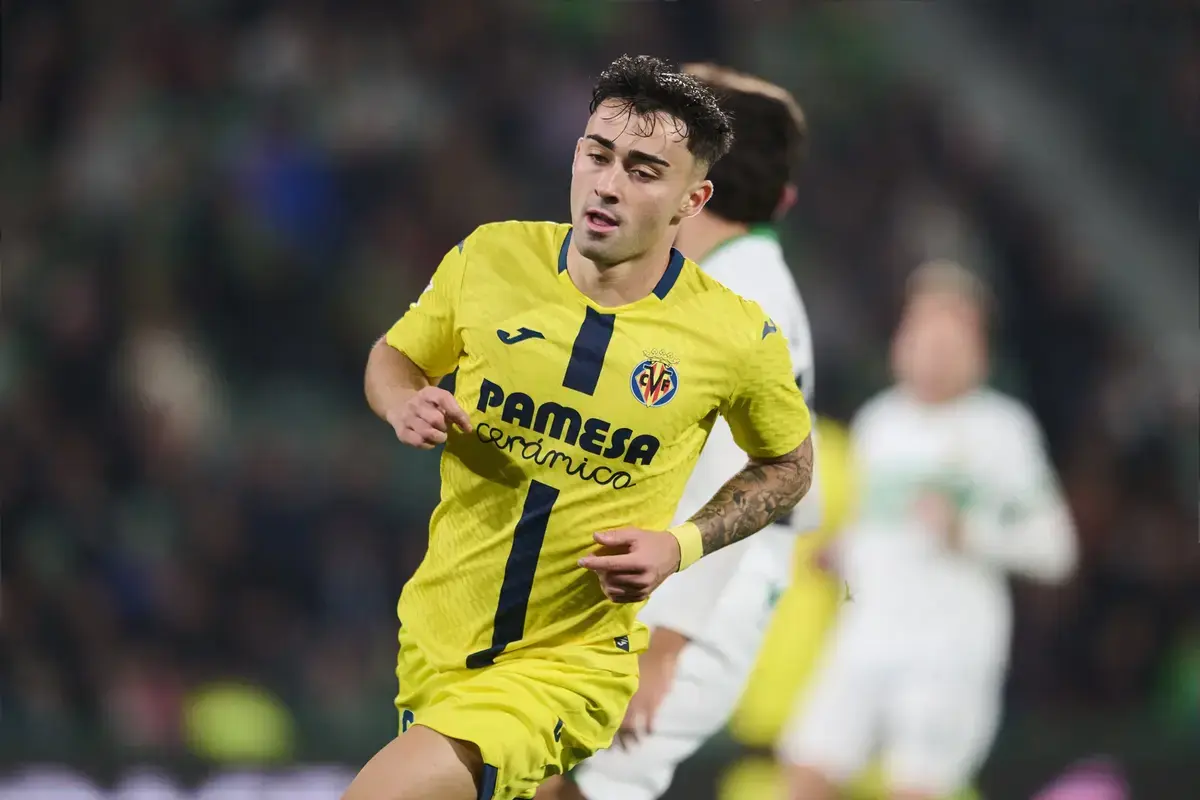 January 3, 2026, Elche, Alicante, Spain: Alberto Moleiro of Villarreal CF celebrates after scoring his team's first goal during the Spanish League, LaLiga EA Sports, football match played between Elche CF and Villarreal CF at Estadio Manuel Martinez Valero on January 3, 2026 in Elche, Alicante, Spain.